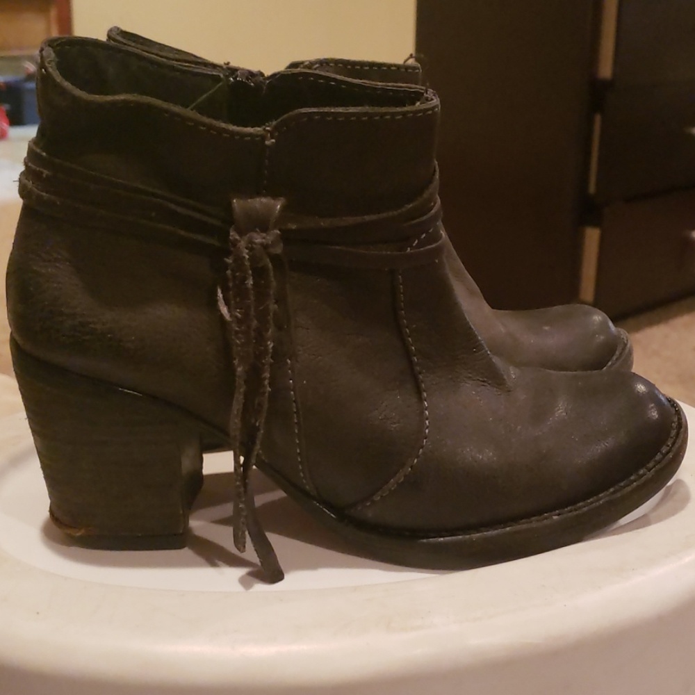 Miz Mooz Booties